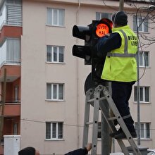 Trafik ışıklarından ‘evde kal’ çağrısı