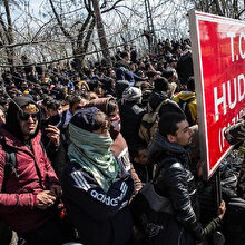 Yunanistan'ın mültecilere acımasız saldırıları devam ediyor