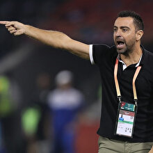 Barcelona'yı çalıştırmak isteyen Xavi şart koştu