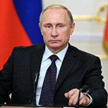Putin akıllanıyor: Tokalaştığı doktor hastalanınca uzaktan çalışmaya geçti