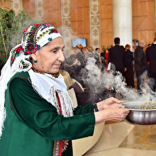 Koronavirüs Türkmenistan'da yasaklandı