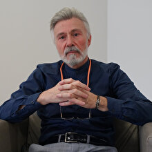 Cambridge'li zamane dervişi: Prof. Dr. Mim Kemal Öke