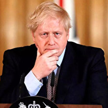 Koronavirüse yakalanan İngiltere Başbakanı Boris Johnson hastaneye kaldırıldı