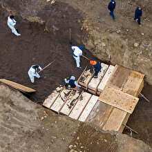 ABD'de koronavirüs nedeniyle toplu mezarlar kazılıyor