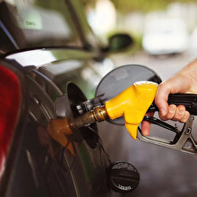 Benzine bir indirim daha