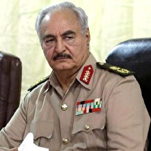 Hafter kendisini tek taraflı "devlet başkanı" ilan etti