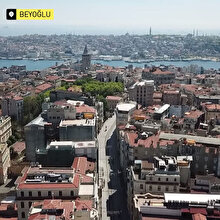 Taksim Meydanı ve İstiklal Caddesi'ndeki sakinlik havadan görüntülendi