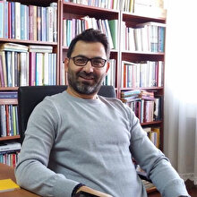 Ünal Şentürk : Beyaz adamın acelesi var