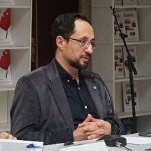 3 soruda Asım Cüneyd Köksal