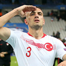 Dünyanın ilk 'sıfır karbon futbolcusu' Merih Demiral oldu