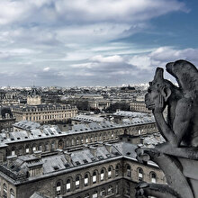 Bütün ideallere karşı tek ihtimal Hugo'nun Paris'i