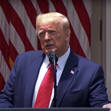 Trump COVID-19 aşısı için hiç var olmamış AIDS aşısını örnek gösterdi