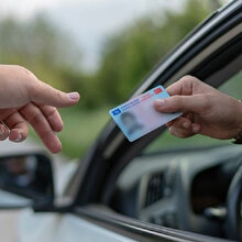 İçişleri Bakanı Soylu açıkladı: Kimlik kartı, banka kartı ve ehliyet birleşiyor