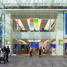 Microsoft, tüm fiziksel mağazalarını kapatma kararı aldı