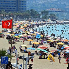 Sağlık Bakanı Koca'dan tatilcilere uyarı: Birinci dalga sahillere indi