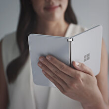 Microsoft'un katlanabilir telefonunun fiyatı ve çıkış tarihi belli oldu