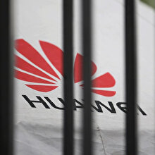 ABD, Huawei ve ZTE'yi iletişim ağlarından çıkarmak için 1.8 milyar dolar yatırım yapacak