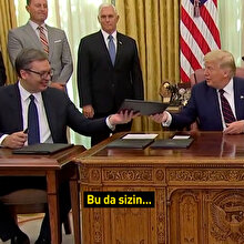 Sırbistan Cumhurbaşkanı Aleksandar Vucic'ten 'ne imzaladım ben' bakışı