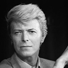 Kara bir yıldızın yaşama refleksi: David Bowie