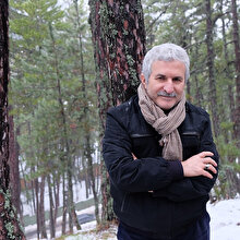 Yarın Hakk’ın dîvânına varınca, Süleyman’dan hakkın alır karınca
