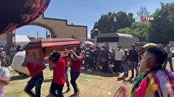 Music, dance, fireworks: Mexicans celebrate ‘life’ of big cheese in fun funeral