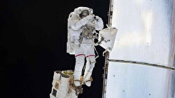 NASA postpones spacewalk because of debris notification