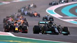 Hamilton leads title race in F1 Abu Dhabi Grand Prix over Verstappen