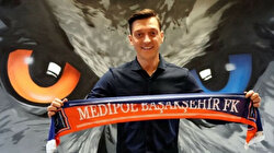 Mesut Ozil joins Istanbul club Basaksehir
