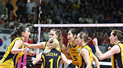 Volleyball: Vakifbank women's team claims league title