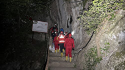 Karabük'teki Mencilis mağarasına giren 4 kişi mahsur kaldı