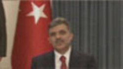 Gül’ün yargılanmasına durdurma