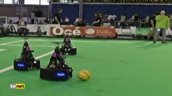 Futbolcu robotlar Dünya Kupasına hazırlanıyor