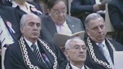Hâkim ve savcılar kararnamesi ertelendi