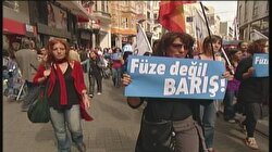 IMF’ye füzeli protesto