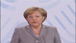 Merkel: Ülkede Cami görmeye alışmalıyız