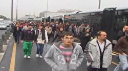 Metrobüs arızalandı