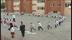 Minikler okula başladı