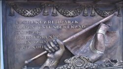 Şehitliklerde gösteri yasaklandı