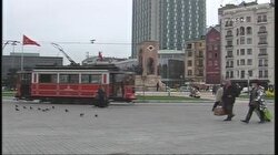 Çevik kuvvet taşındı
