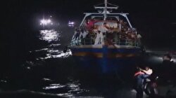 Mülteci gemisi battı