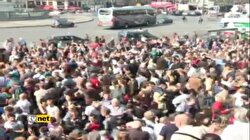 FRANSA'DA  CİNAYETLERE PROTESTO