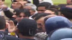 PAKİSTAN GİLANİ TEPKİLER