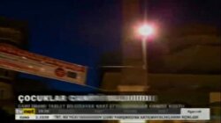 ÇOCUKLAR ATALAR MERKEZ CAMİİ'YE AKIN EDİYOR