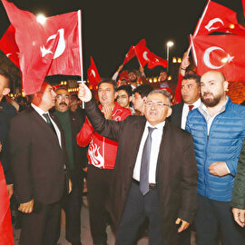 Kayseri'den Türkiye'ye mesaj: Bizi ayakta tutan birlik ve beraberliğimiz