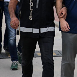 FETÖ'nün TSK yapılanması soruşturması kapsamında hakkında gözaltı kararı verilen 84 şüpheliden 44'ü yakalandı