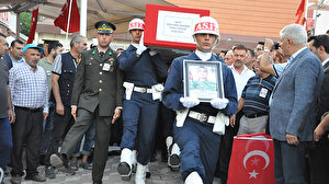 Yozgat'a şehit ateşi düştü: Topçu Sözleşmeli Er Enes Gazi Özdemir son yolculuğuna uğurlandı