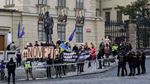 Prag’daki AB zirvesi öncesi 'Ukrayna’ya destek' gösterisi