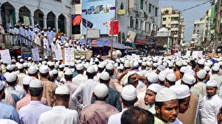 Hz. Muhammed'e hakaret protestosunda 4 kişi öldü