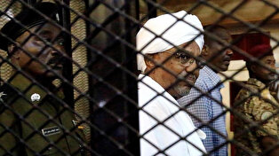 Sudan, Ömer el-Beşir'i Lahey'e gönderiyor