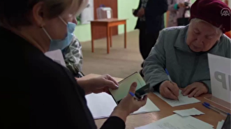 Locals vote on final day of referendums on jo...
